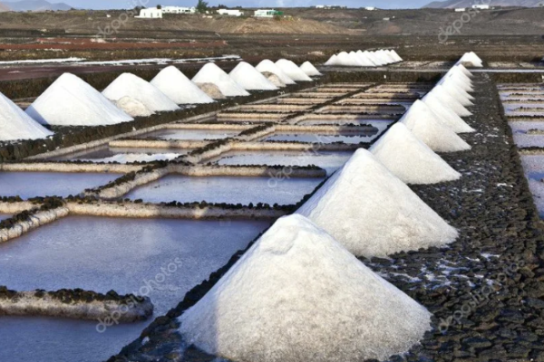 The Solar Salt Market: Trends, Drivers, and Challenges